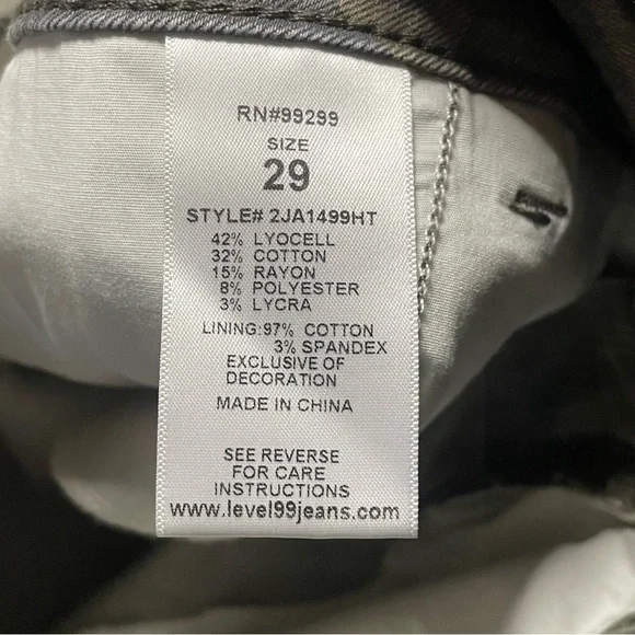 NWOT Women’s Anthropologie Level99 Camo Shorts Size 29 - Picture 6 of 6